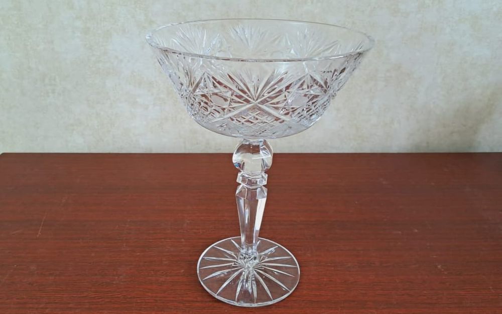 Хрусталь  Хрусталь