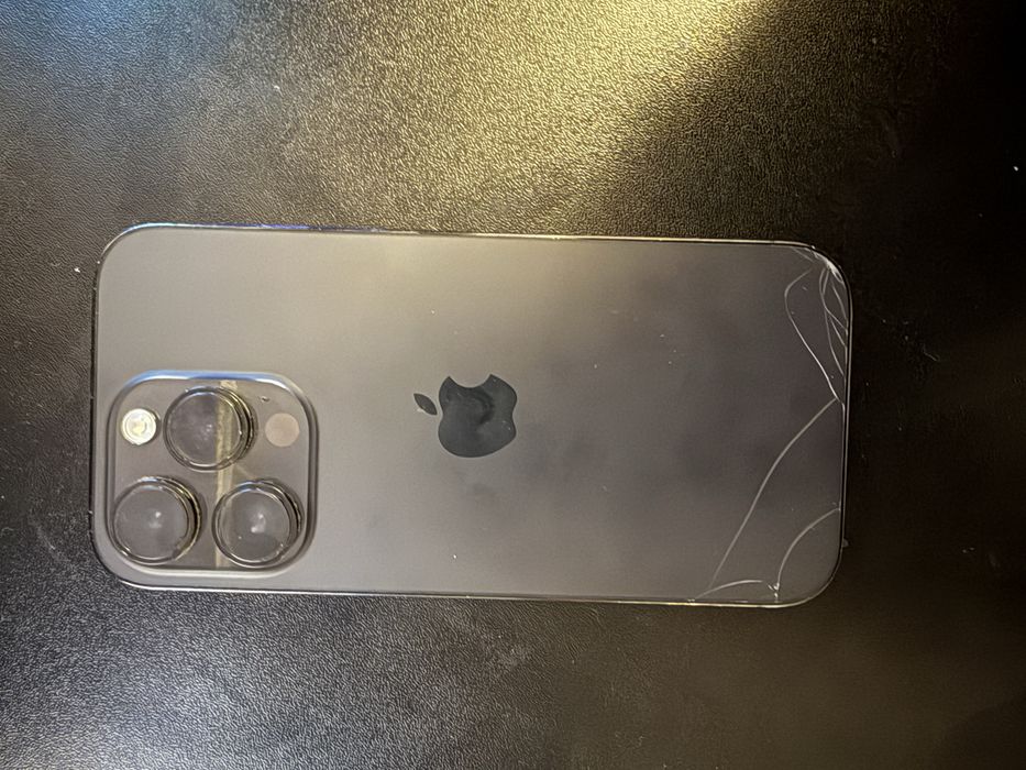 Iphone 14 pro с нова оригинална батерия