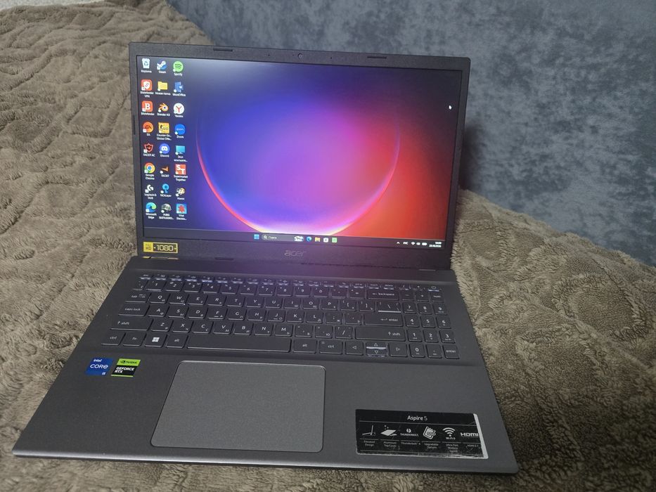 Продам ноутбук acer aspire 5 .