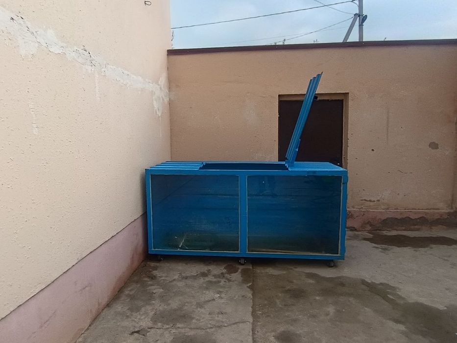 Аквариум сотилади янги 1 ой ишлатилган кислород матори билан