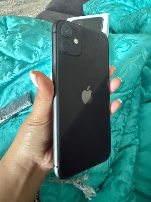 Iphone 11 с чехлам?