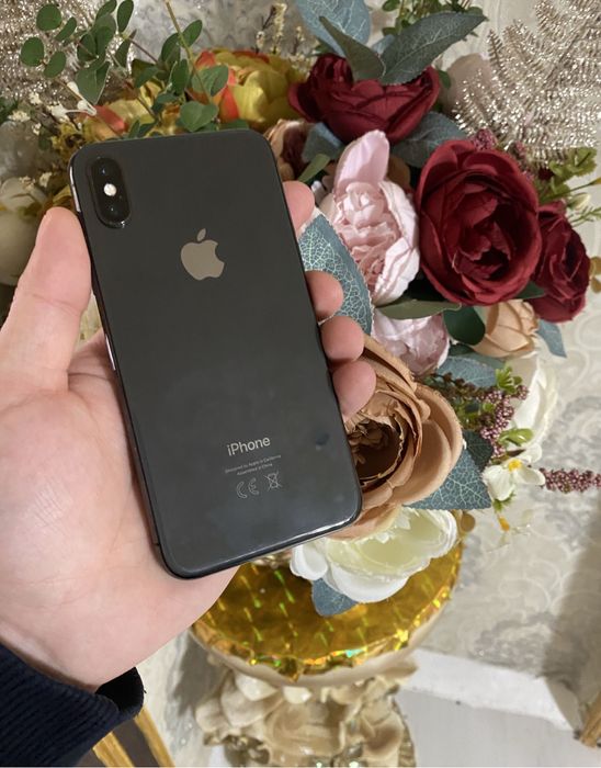 Продам телефон Айфон X