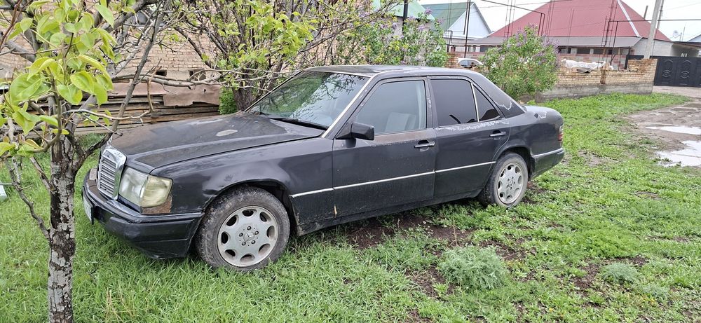 Продам Мерседес w124