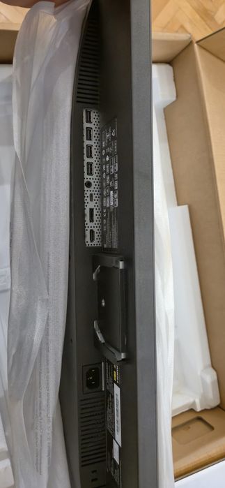 Монитор Lenovo L32p-30