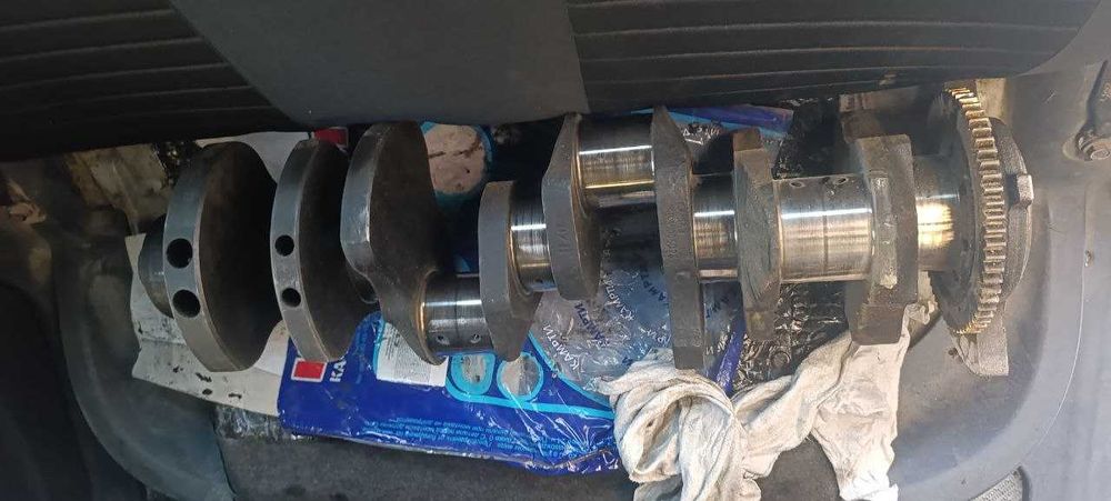 Коленвал на КАМАЗ 6520 Самосвал