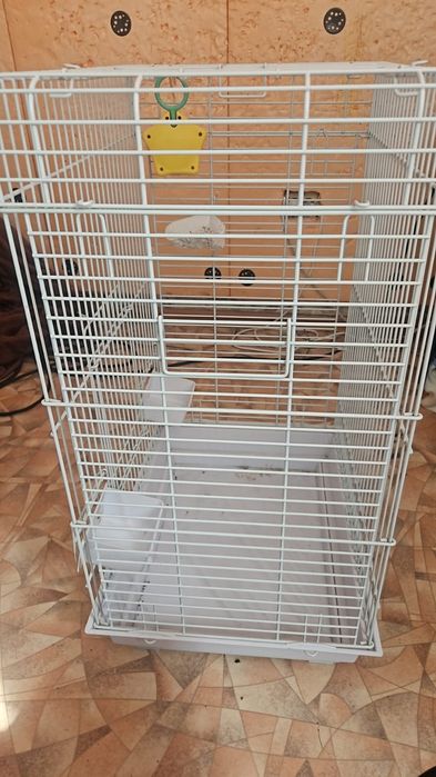 Продам клетку для попугая