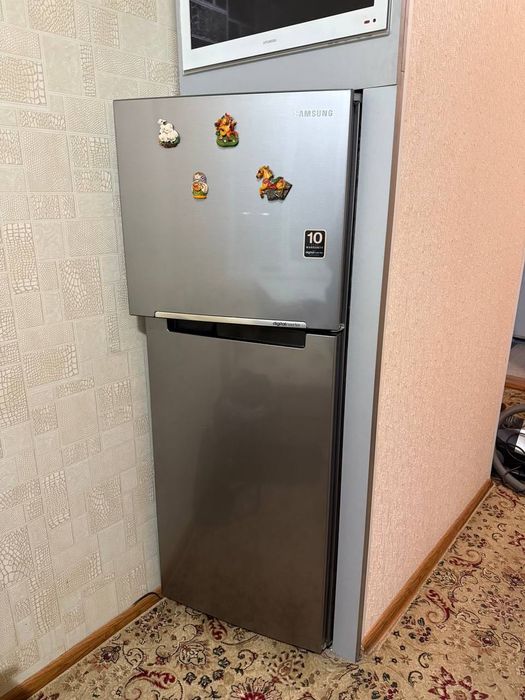 Продам холодильник Samsung