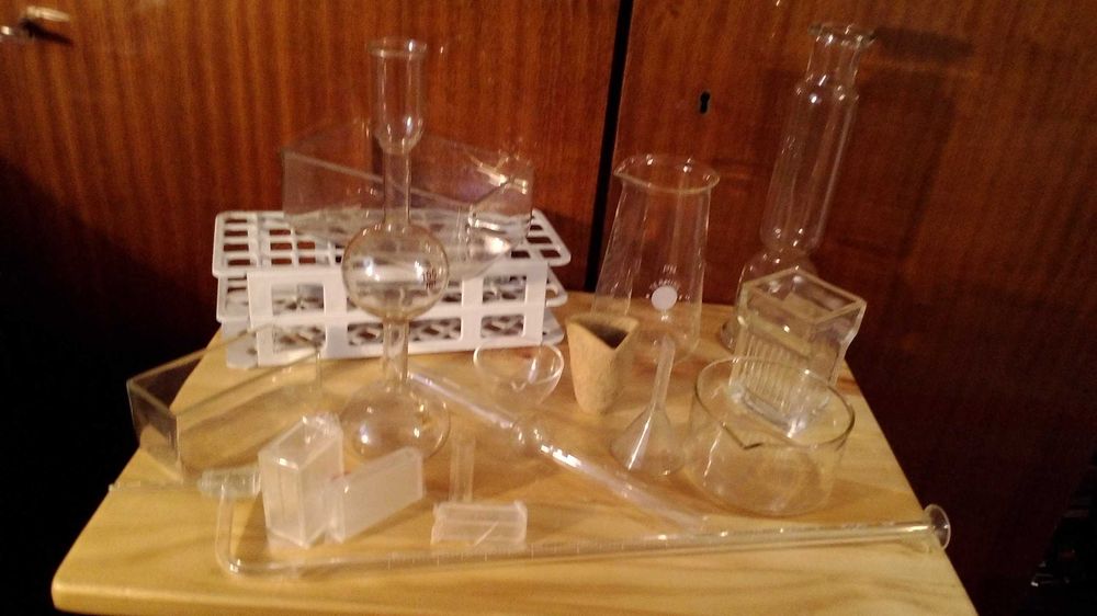 Лабораторно оборудване