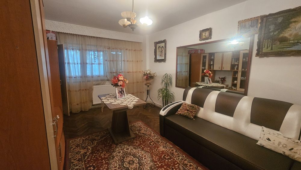 Apartament 3 camere zona Stadion-Cetate