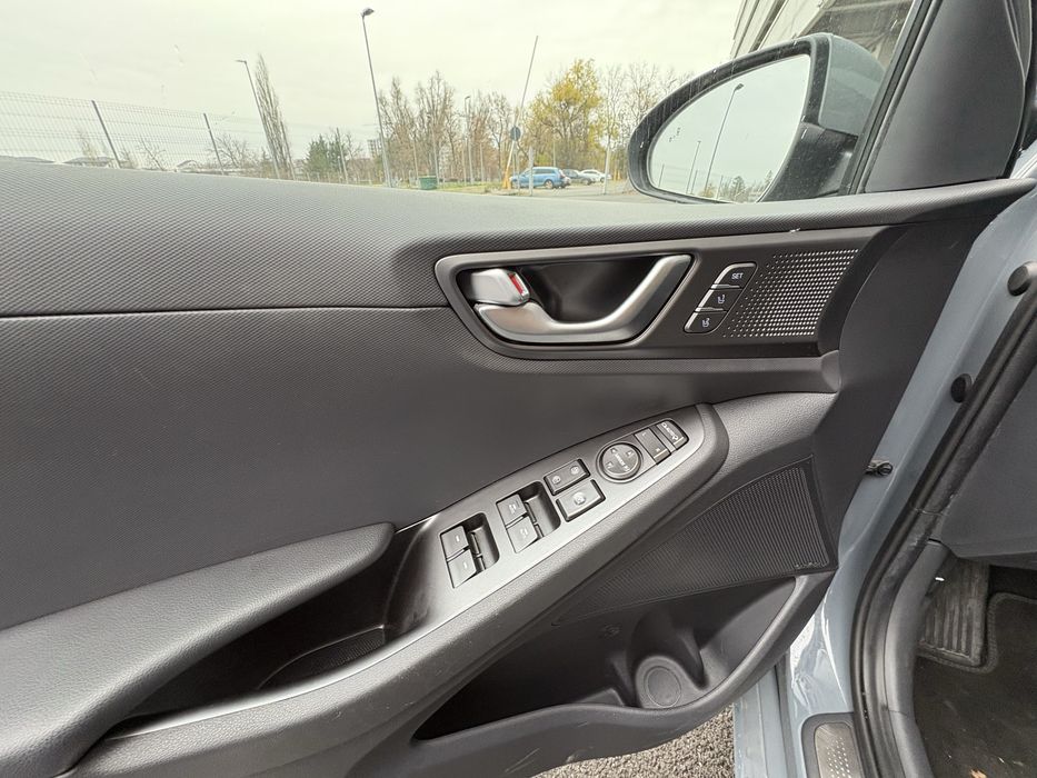 Hyundai Ioniq Plug In Hybrid facelift