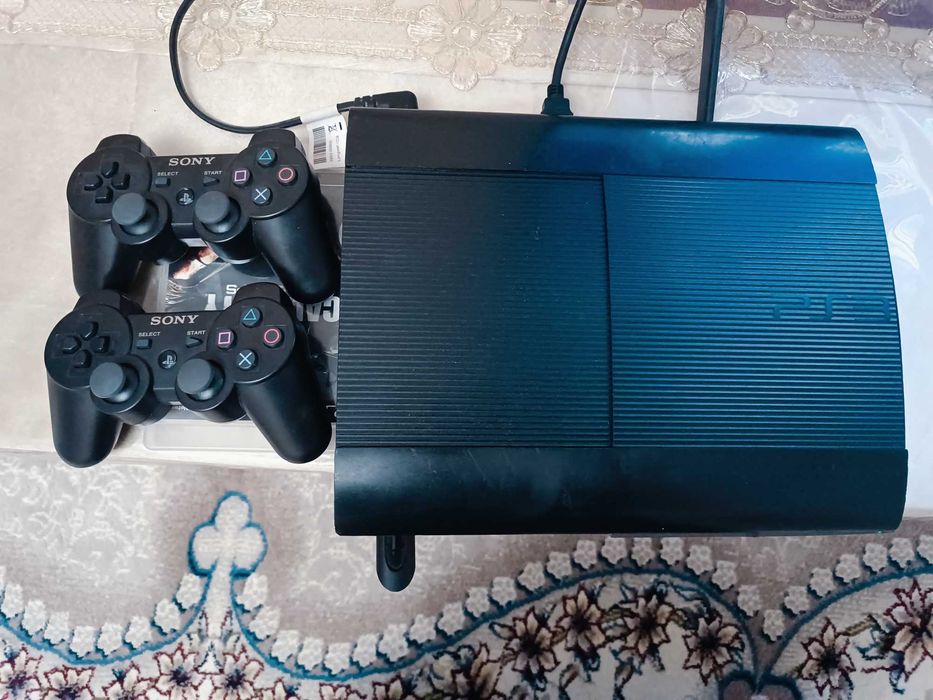 Ps3  blomba 2jostik 25o'yin 250gb Sony PlayStation 3 . 4