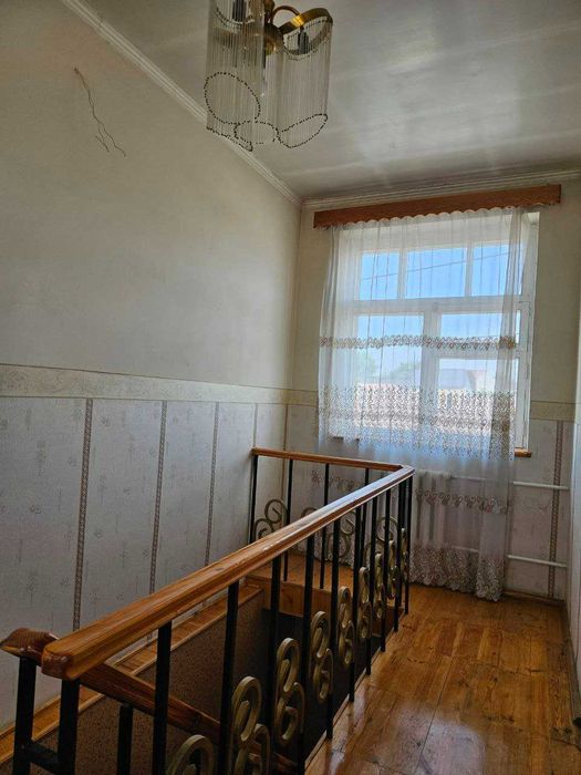 Госпиталь, Мирзо-Улугбекский район, продам 3х уровневый дом, 3 сотки