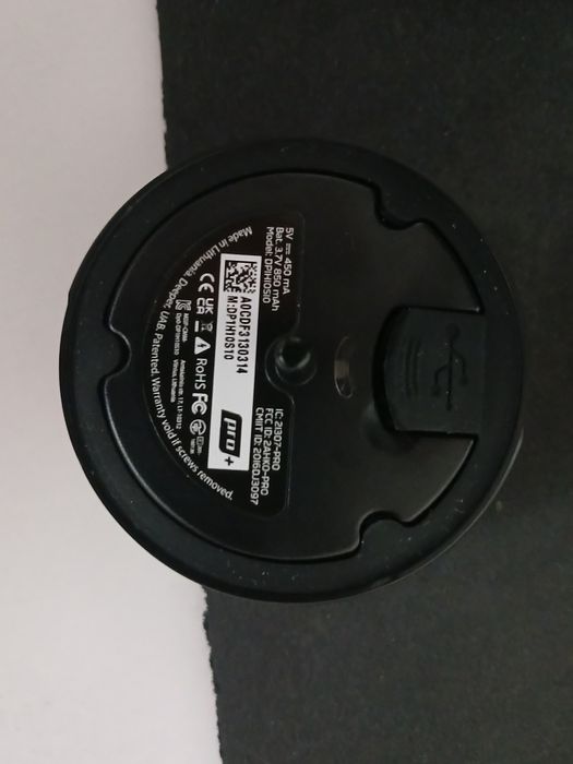 Эхолот Deeper Pro+ с креплением для лодки.