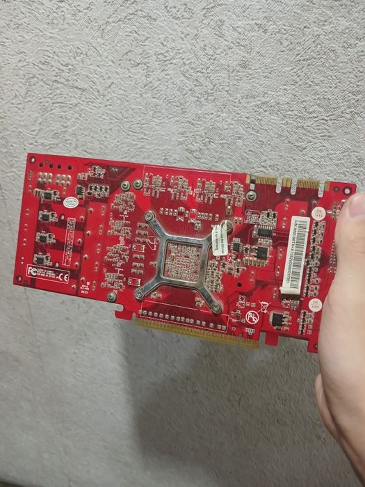 Palit GeForce 9800 GTX+.