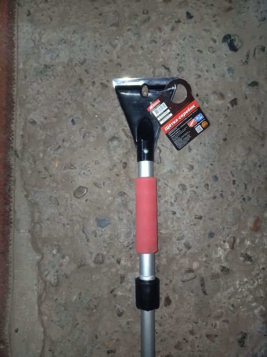 Щётка-скребок 88 см