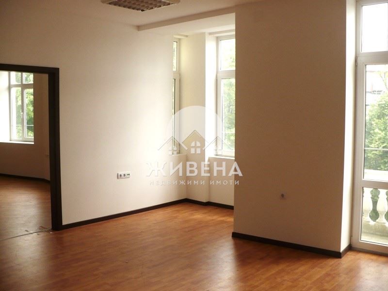Офис в Варна-Операта площ 336 цена 2688