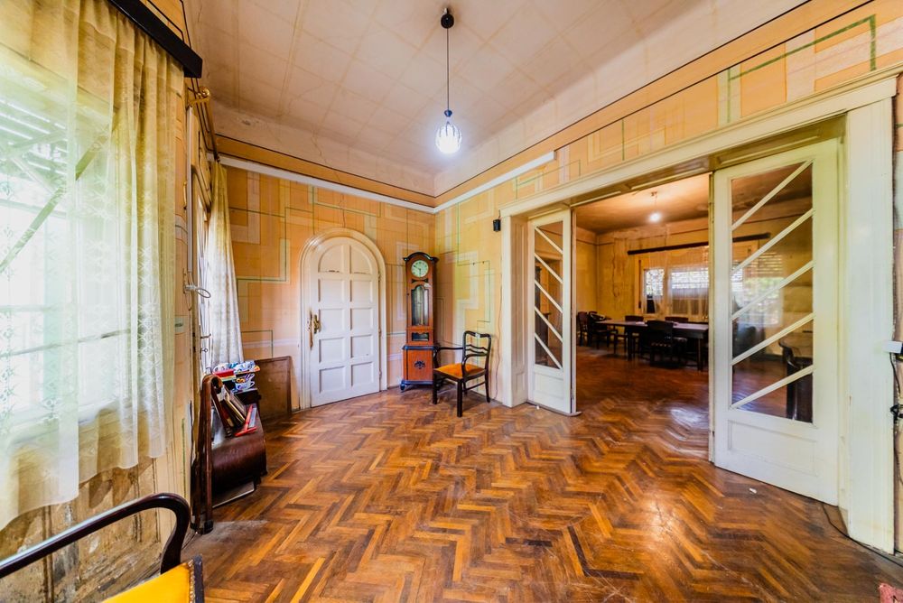 Casa Interbelica in zona Centrala