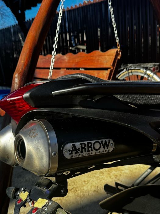 Motocicleta Yamaha FZ6-N