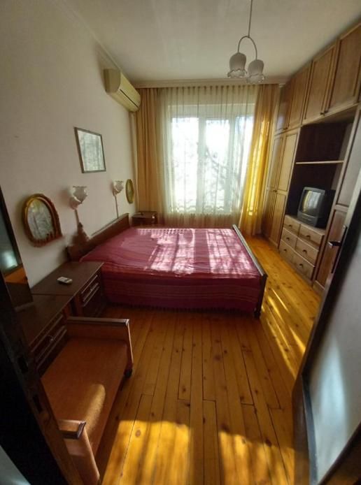 Дава се под наем Многостаен апартамент в София, Център - 130 кв.м за 1296.42 € - Снимка #6