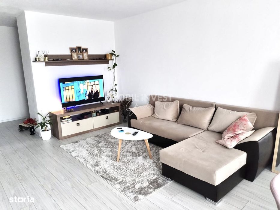Apartament 2 camere, bloc nou, 2 balcoane, lift si loc de parcare