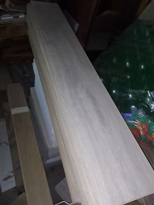 Продам ламинат остатки