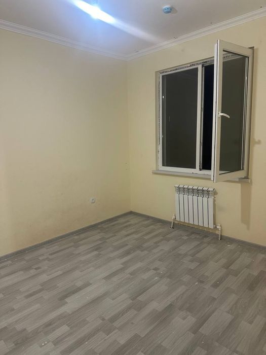 Срочна сотилади Олмос навастройка 3 хона