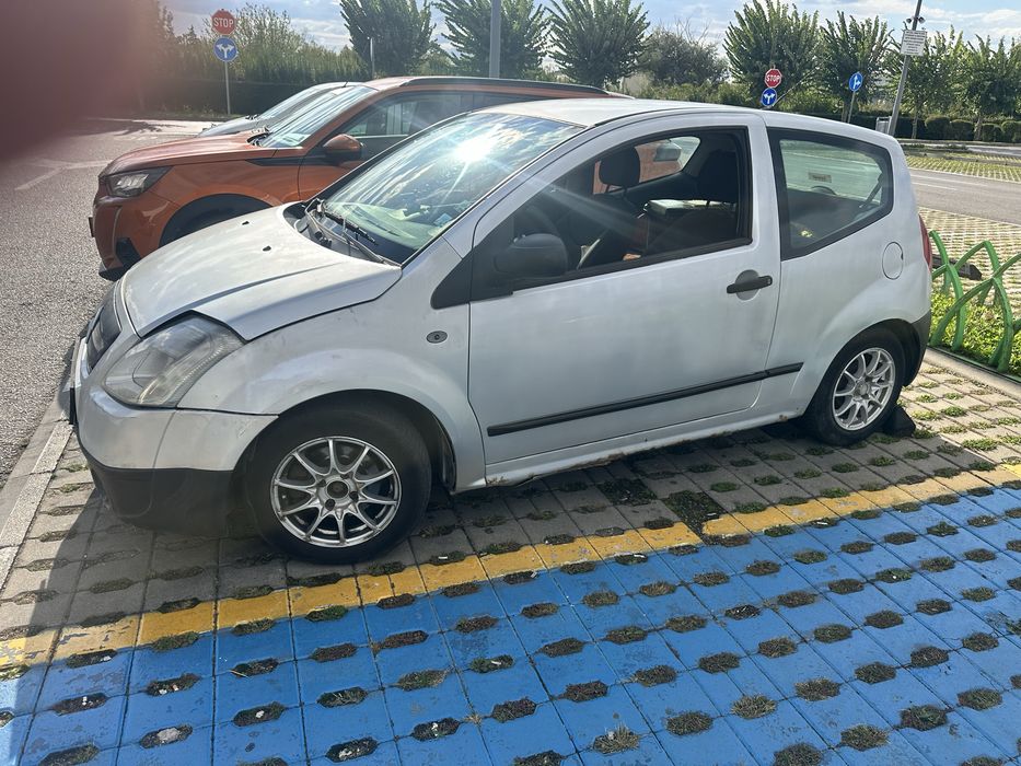 Citroen c2 2005g 1.1 бензин газ
