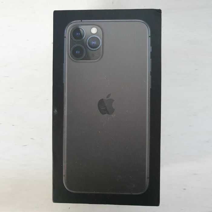 iPhone 15 и iPhone 11 pro