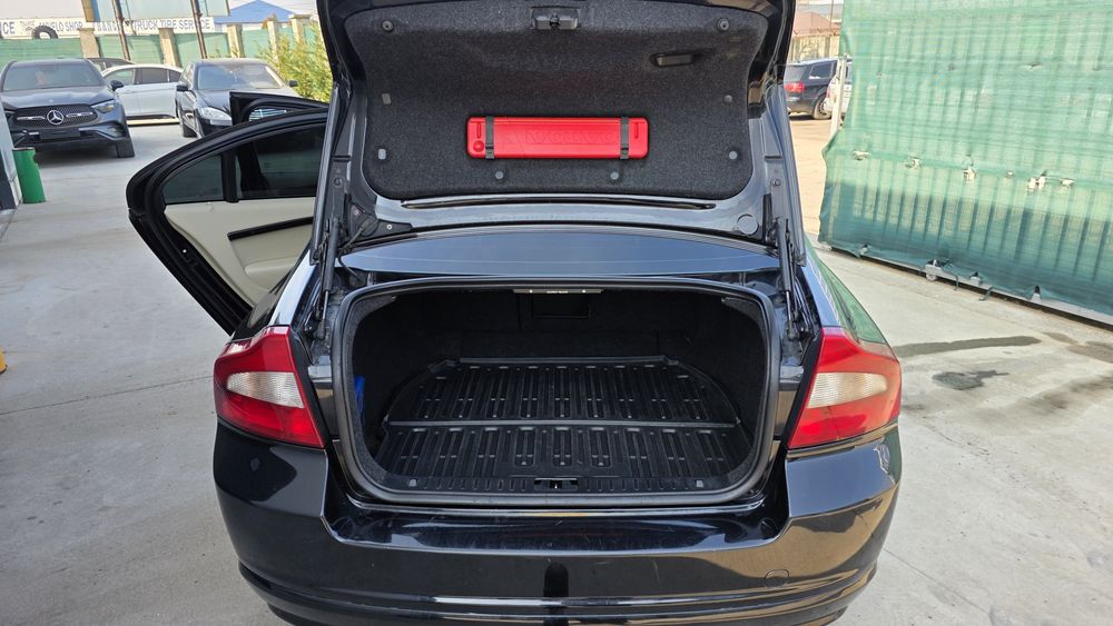 VOLVO S80 ll 2008 2.4 D5 Automată