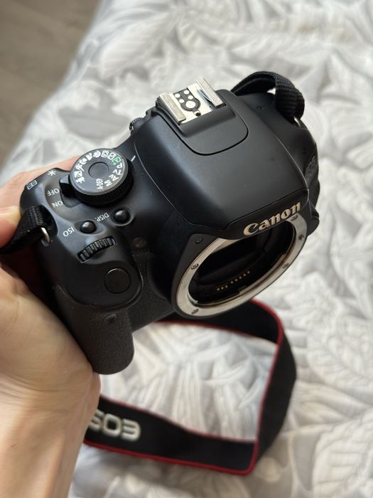 Фотокамера Canon Eos600D