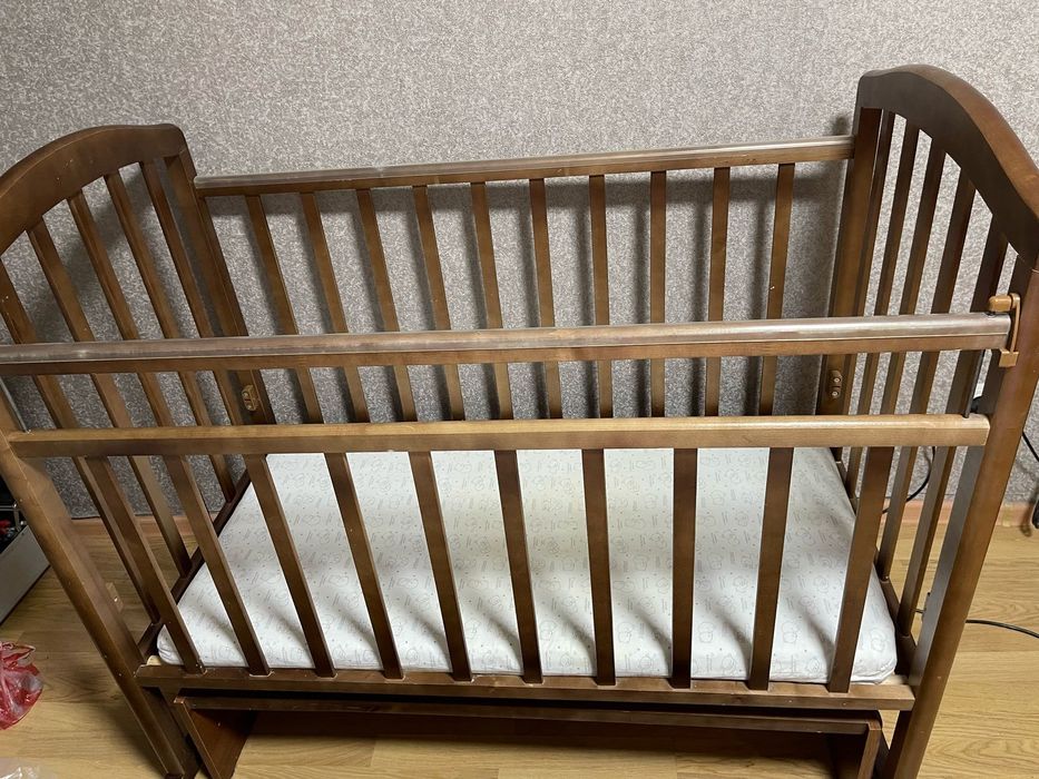 Кроватка детская