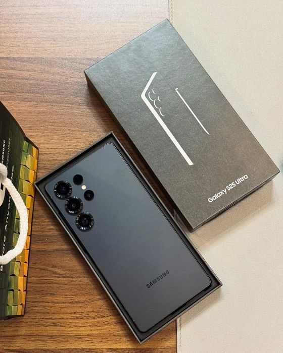 S25 ultra 12/256gb holati Ideal black titanium yevro 2 sim karta