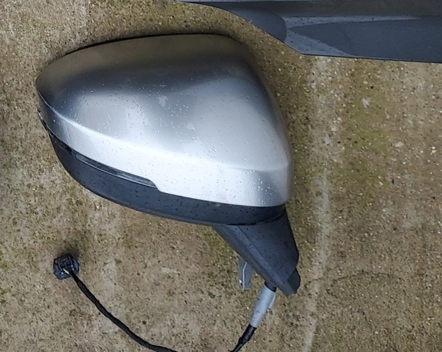 Oglinda Nissan Juke 2023