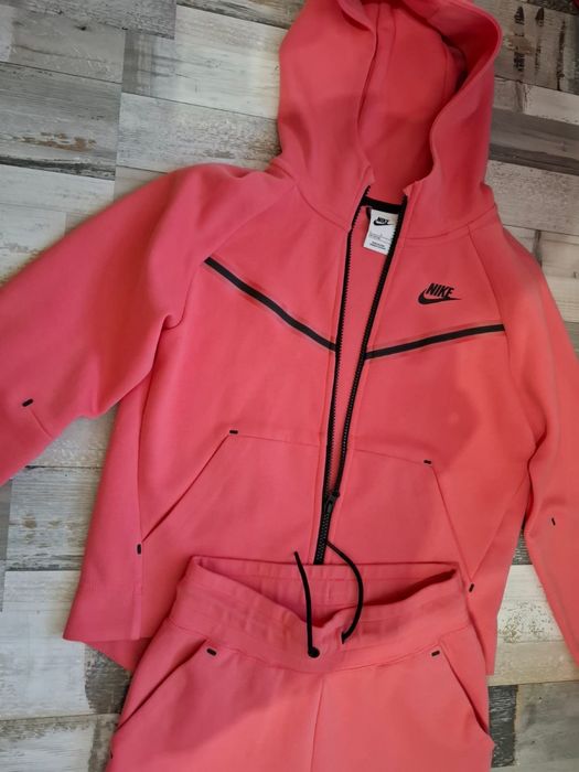 Nike tech 145-156 cm