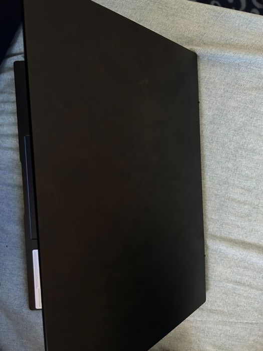 Asus Zenbook 14 Ryzen 5