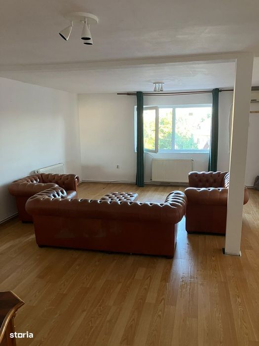 Apartament 3 camere , zona Vitan