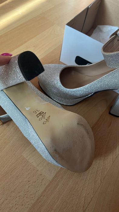 Стилни дамски обувки