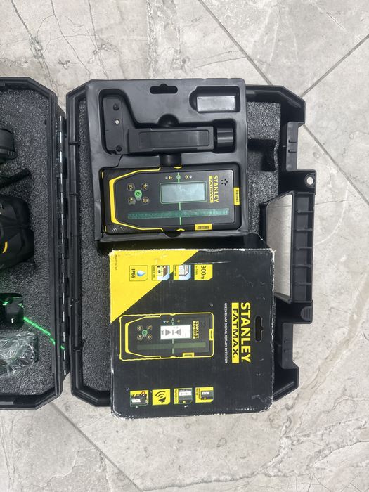 Vind laser stanley3x360nou 2025 12v,3Ah cu receptor nou la cutie