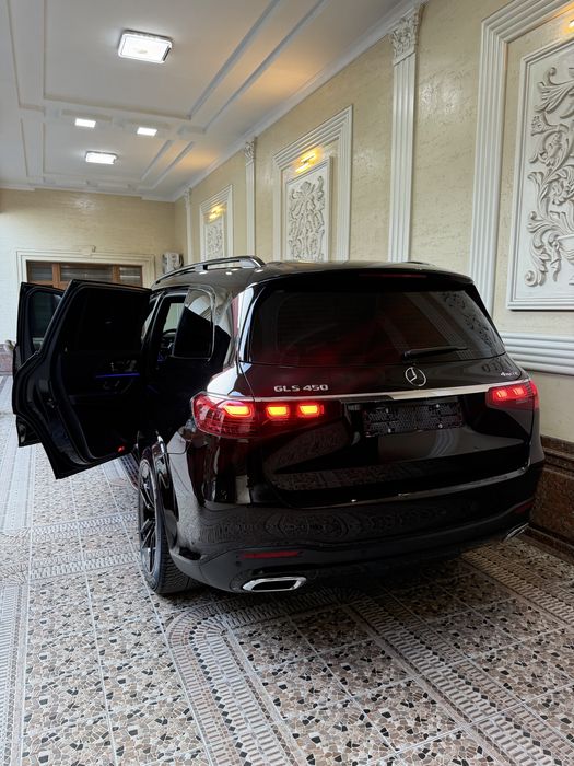 Mercedes Benz GLS