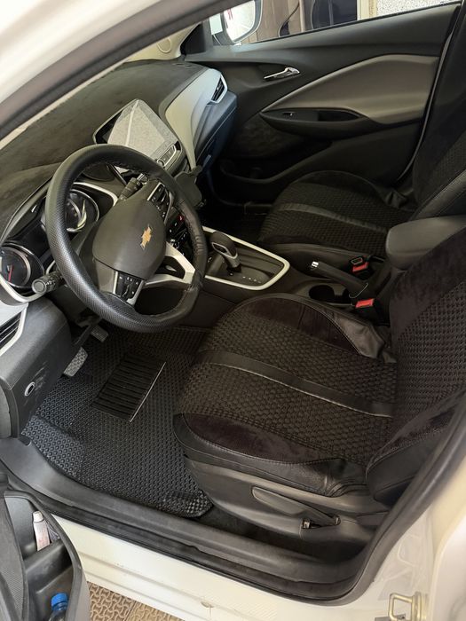 Onix turbo premier