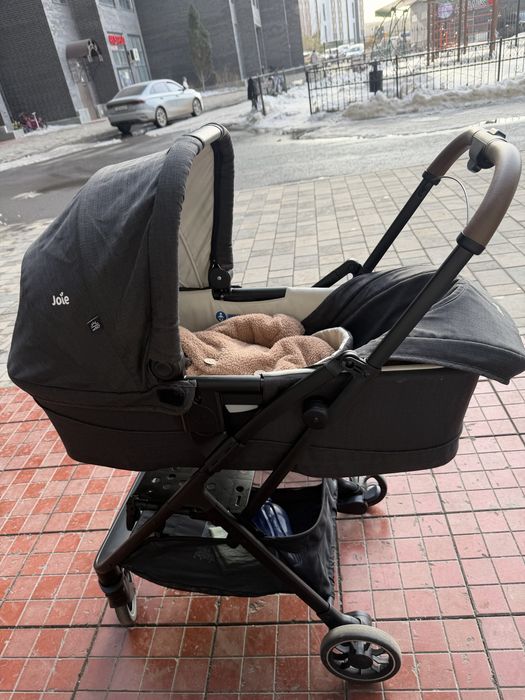 Продам коляску 3 в 1 joie pact pro