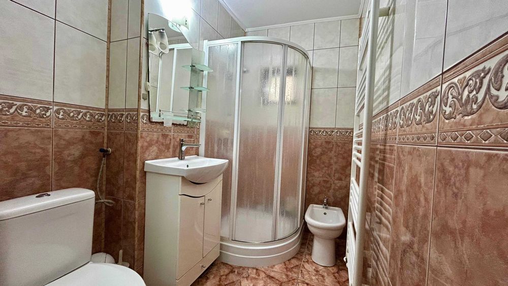 Apartament 3 camere de vânzare zona Micro 21