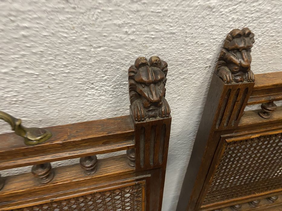 Френски дъбови столове със седалки от ратан