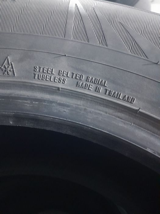 Продам шины зима 265/65R17 116T б/у.