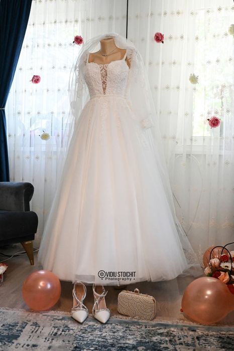 Vând rochie mireasă