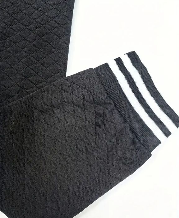 Дамски спортно тънко яке