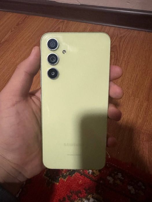 Samsung a54 5G udar turibdi telfon