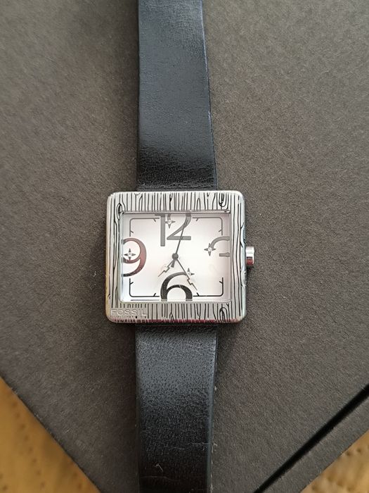 Часовник Fossil unisex, модел от 2006, с касов бон от 2009