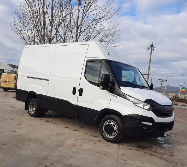 Iveco 35C15    Motor 3.0   Punte dublă    Cat. B    154 000 km