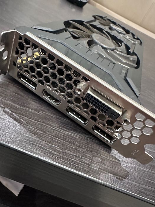 Видео карта Nvidia Geforce 1070 8gb